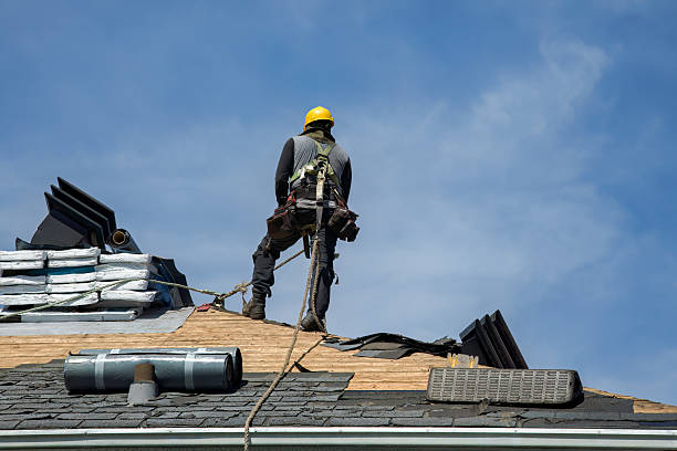 Professional Roofing technician working in Akron, CO